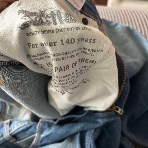 Levi's 505c Cropped Jean - Picture 3 of 5